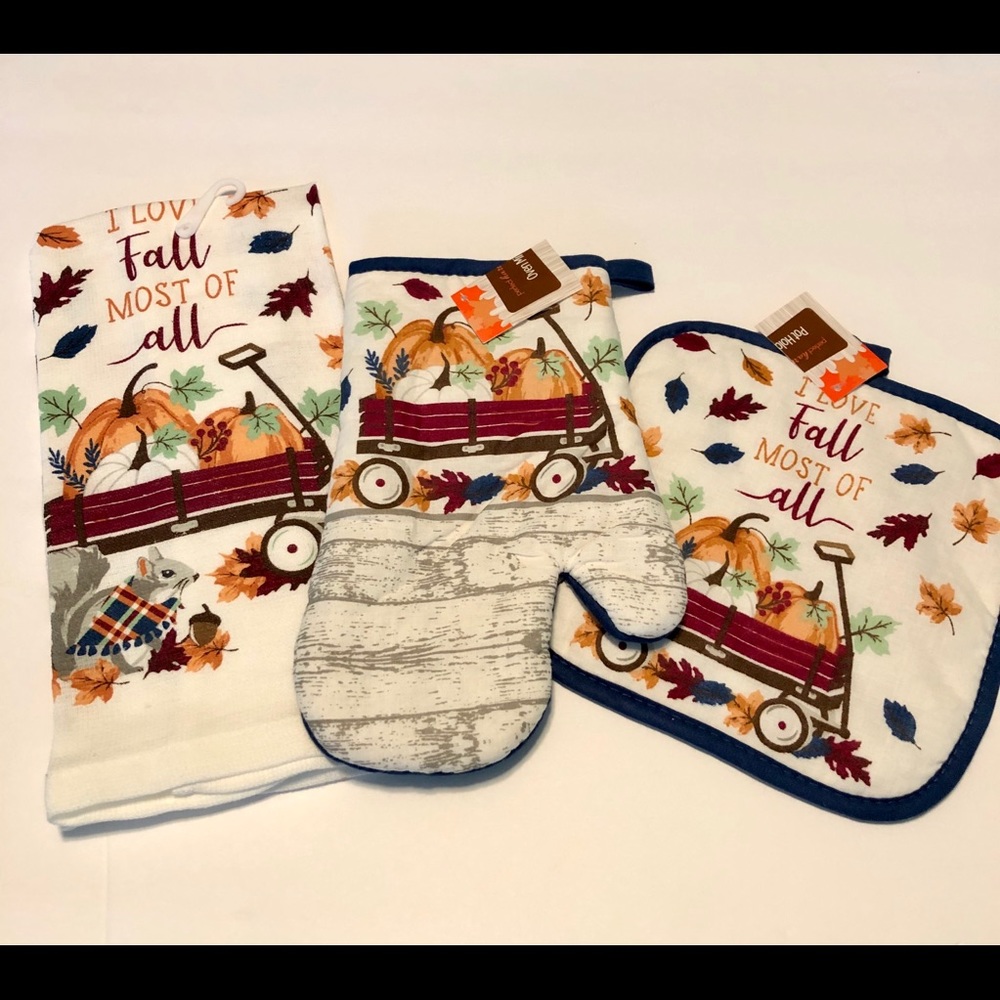 Fall Kitchen Decor - I Love Fall